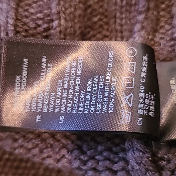 H&M Long Knit Cardigan Sweater,  in brown, size XS - Picture 13 of 13